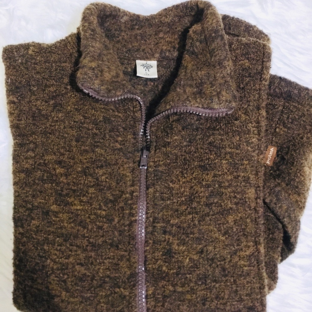 SALE☃️PRANA plush zip up. Beautiful Fall colors❄️